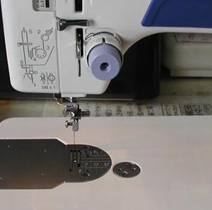 職業用ボタンホール器1